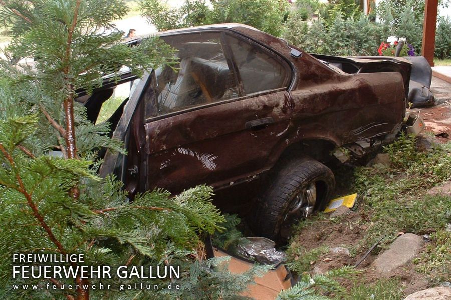 2003 - BMW im Tiefflug